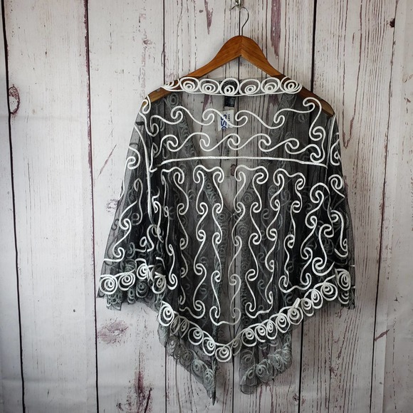 Step In Style Shawl Wrap Womens Size Large Sheer Embroidered Black - Picture 7 of 7